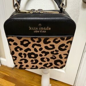 Kate Spade Black and Tan Leopard Print Women's Crossbody Bag